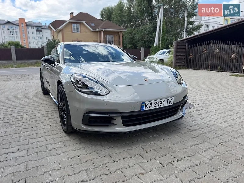 Porsche Panamera