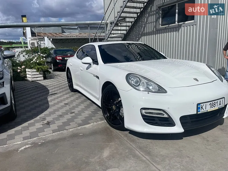 Porsche Panamera 2012