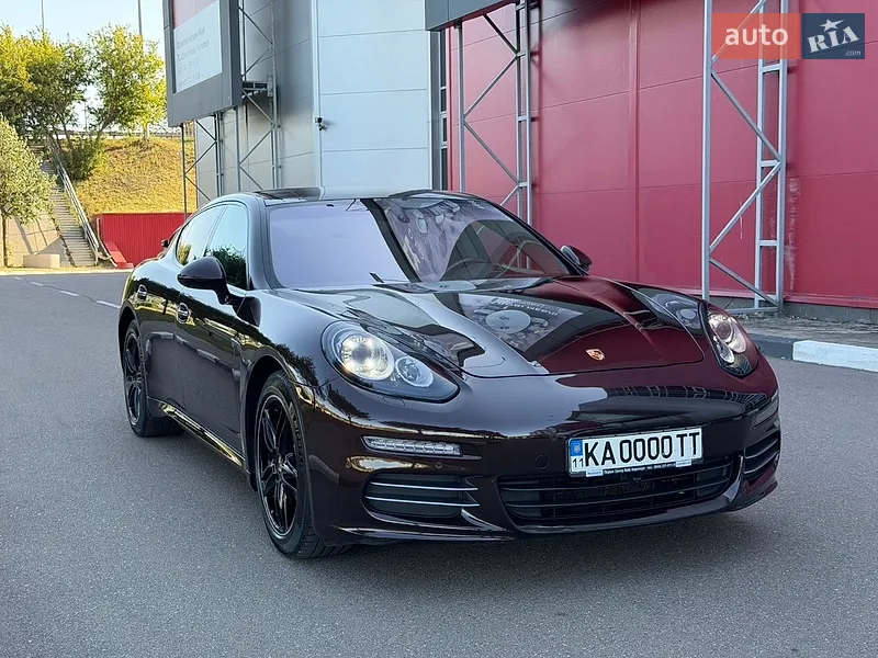 Porsche Panamera 2013