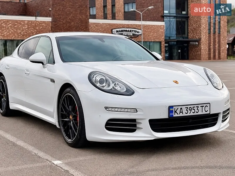 Porsche Panamera 2013