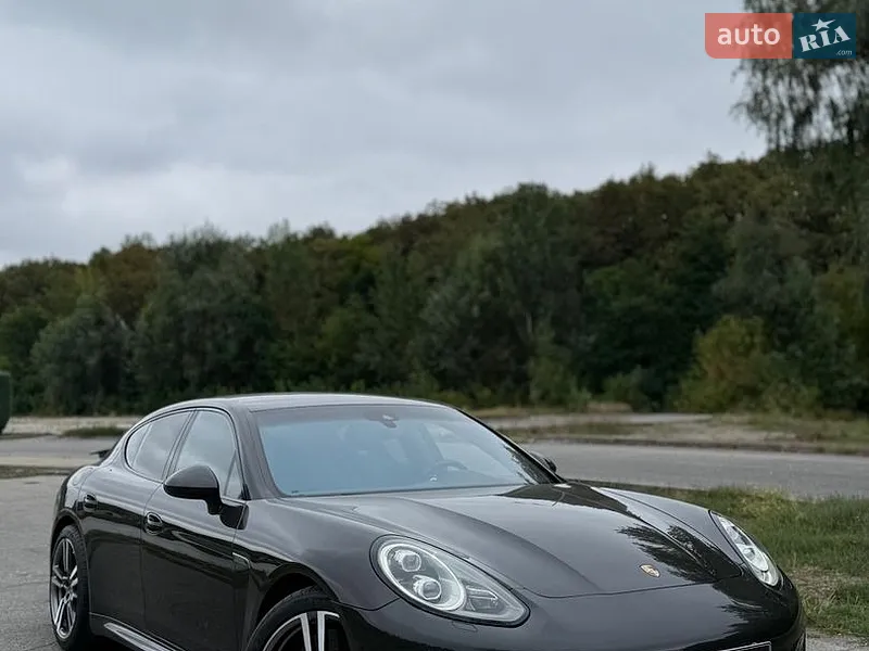 Porsche Panamera 2013