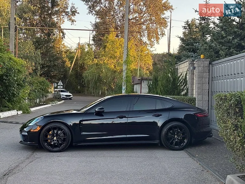 Porsche Panamera 2018