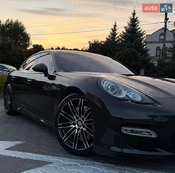 Porsche Panamera