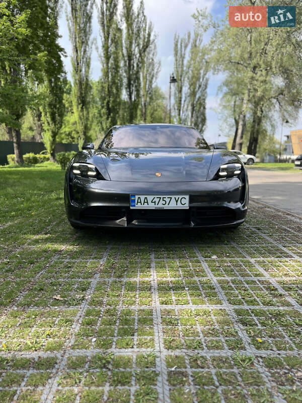 Универсал Porsche Taycan Cross Turismo 2021 в Киеве фото 2 Универсал Porsche Taycan Cross Turismo 2021 в Киеве
