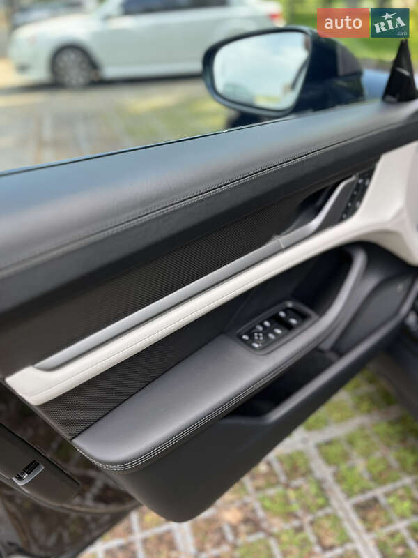 Универсал Porsche Taycan Cross Turismo 2021 в Киеве фото 14 Универсал Porsche Taycan Cross Turismo 2021 в Киеве