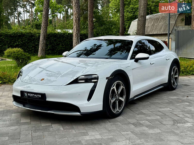 Универсал Porsche Taycan Cross Turismo 2021 в 