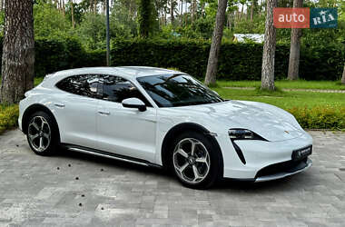 Универсал Porsche Taycan Cross Turismo 2021 в 