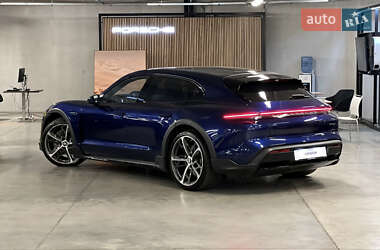 Универсал Porsche Taycan Cross Turismo 2022 в 