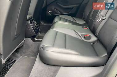 Седан Porsche Taycan Cross Turismo 2023 в 