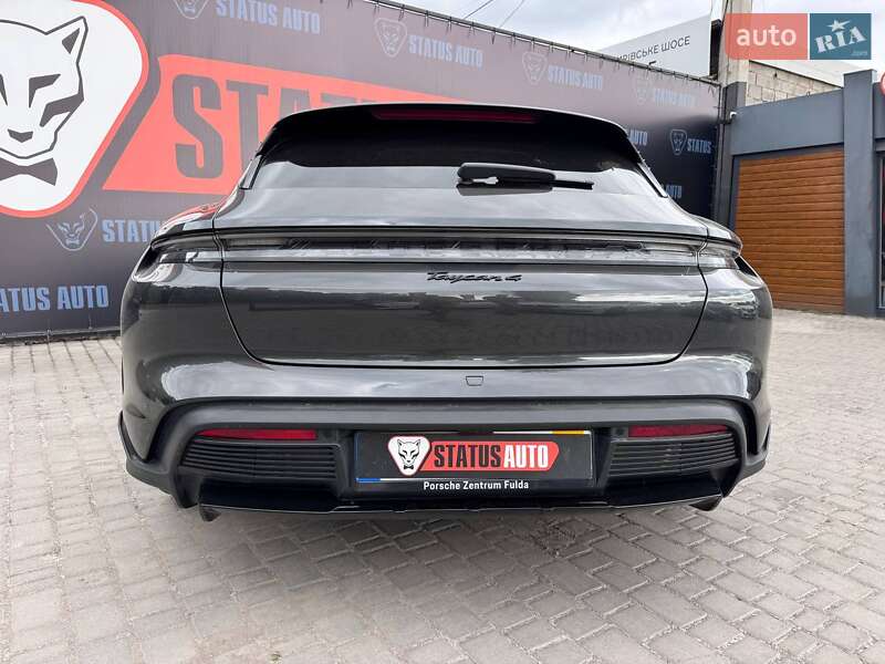 Седан Porsche Taycan Cross Turismo 2023 в Виннице