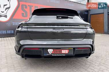 Седан Porsche Taycan Cross Turismo 2023 в 