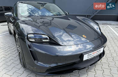 Універсал Porsche Taycan Cross Turismo 2022 в 