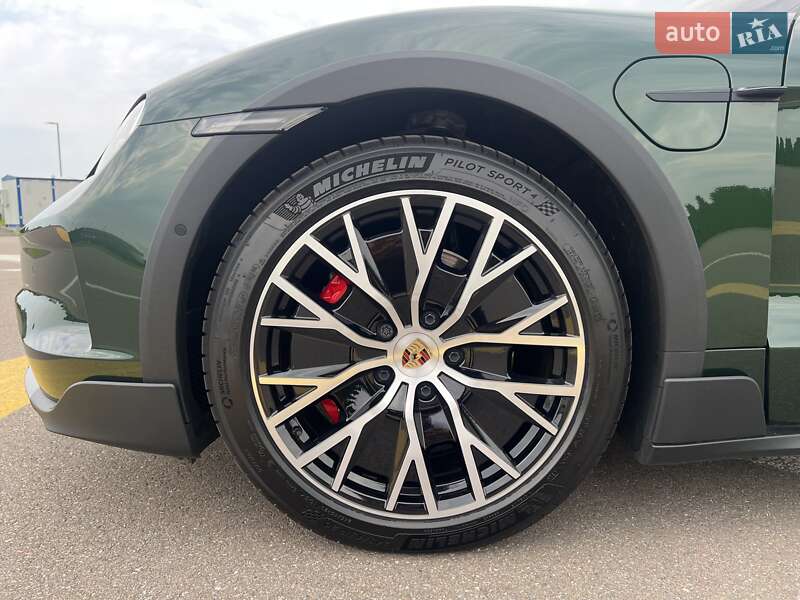 Універсал Porsche Taycan Cross Turismo 2024 в Києві