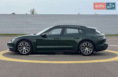 Универсал Porsche Taycan Cross Turismo 2024 в 