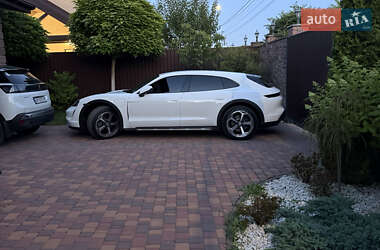 Универсал Porsche Taycan Cross Turismo 2021 в 