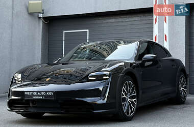 Универсал Porsche Taycan Cross Turismo 2023 в 