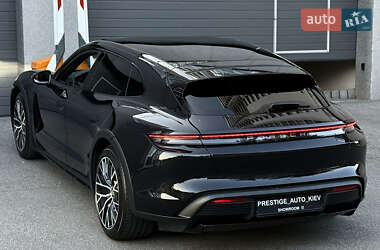 Универсал Porsche Taycan Cross Turismo 2023 в 