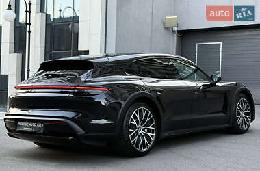 Универсал Porsche Taycan Cross Turismo 2023 в 