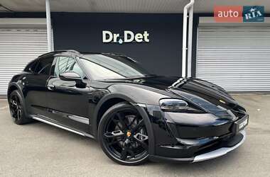Универсал Porsche Taycan Cross Turismo 2023 в 