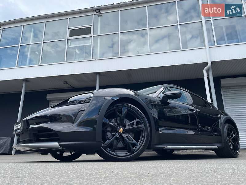 Універсал Porsche Taycan Cross Turismo 2023 в Києві фото 24 Універсал Porsche Taycan Cross Turismo 2023 в Києві