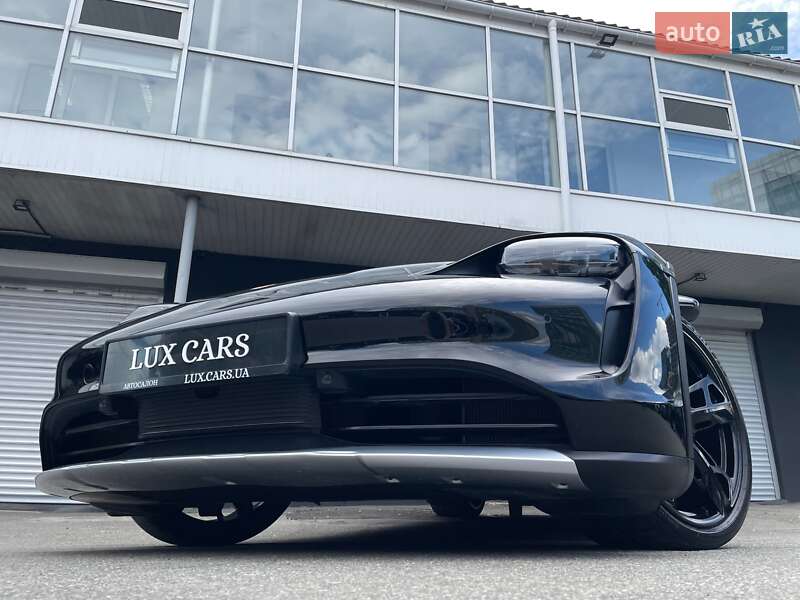 Універсал Porsche Taycan Cross Turismo 2023 в Києві фото 23 Універсал Porsche Taycan Cross Turismo 2023 в Києві