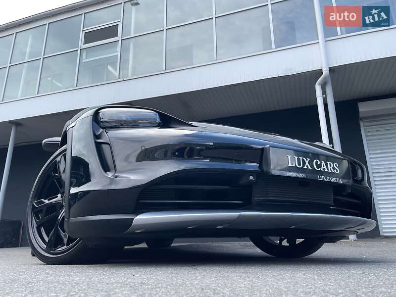 Універсал Porsche Taycan Cross Turismo 2023 в Києві фото 9 Універсал Porsche Taycan Cross Turismo 2023 в Києві