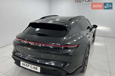 Седан Porsche Taycan Cross Turismo 2021 в 