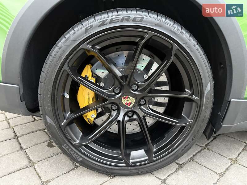 Универсал Porsche Taycan Cross Turismo 2022 в Луцке фото 12 Универсал Porsche Taycan Cross Turismo 2022 в Луцке