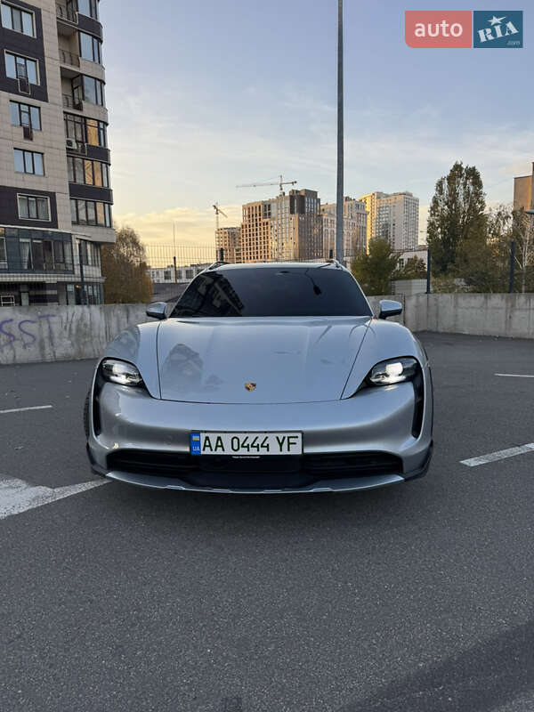 Седан Porsche Taycan Cross Turismo 2021 в Киеве фото 6 Седан Porsche Taycan Cross Turismo 2021 в Киеве