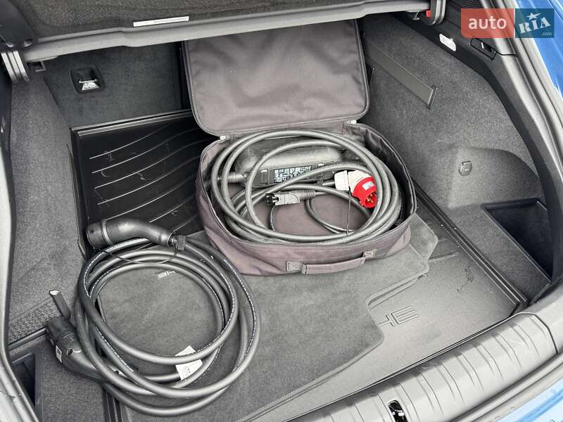 Универсал Porsche Taycan Cross Turismo 2023 в Ровно