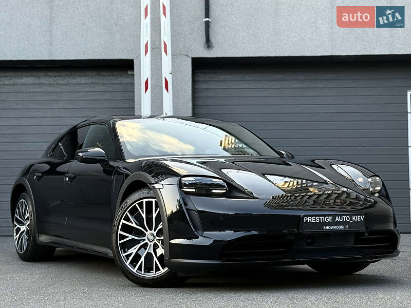 Універсал Porsche Taycan Cross Turismo 2023 в Києві