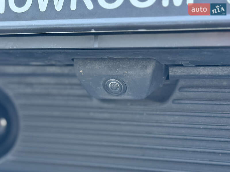 Універсал Porsche Taycan Cross Turismo 2023 в Києві