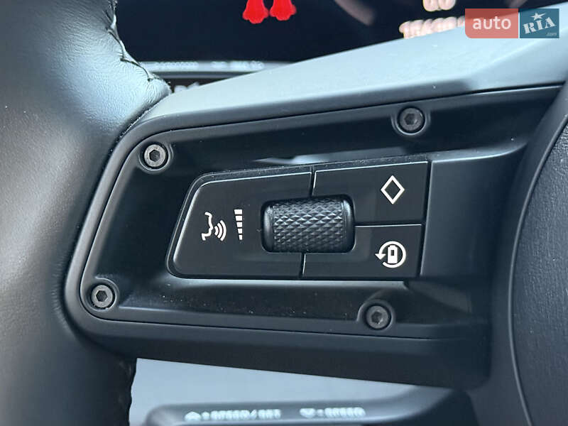 Універсал Porsche Taycan Cross Turismo 2023 в Києві