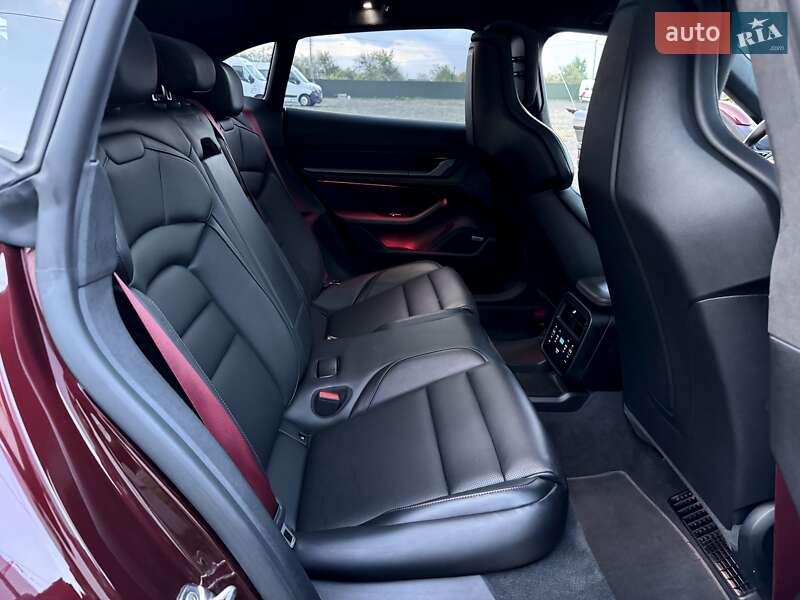 Універсал Porsche Taycan Cross Turismo 2021 в Ковелі фото 62 Універсал Porsche Taycan Cross Turismo 2021 в Ковелі