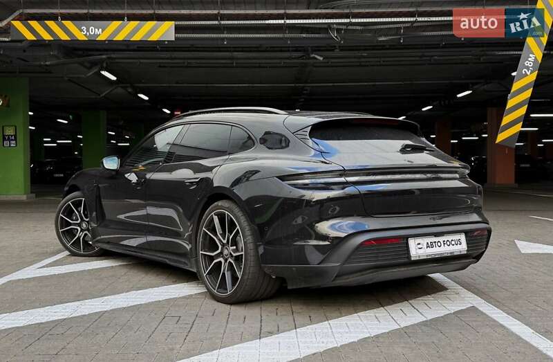 Универсал Porsche Taycan Sport Turismo 2023 в Киеве