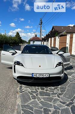 Хэтчбек Porsche Taycan 2022 в Днепре