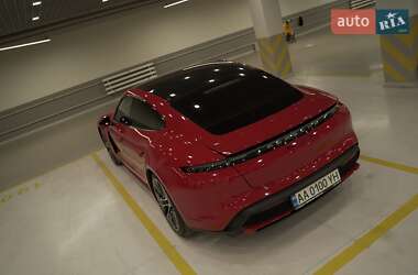 Седан Porsche Taycan 2020 в Киеве