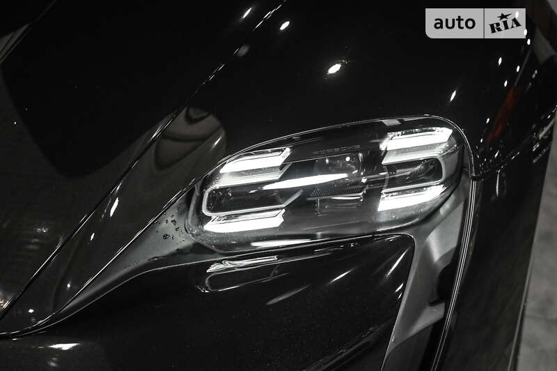 Седан Porsche Taycan 2020 в Одессе