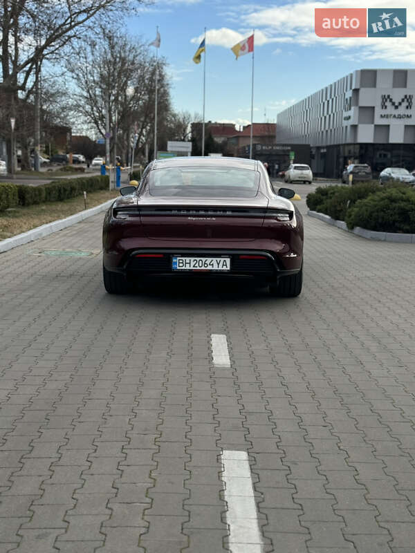 Седан Porsche Taycan 2021 в Одессе
