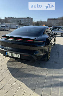 Седан Porsche Taycan 2022 в Тернополе