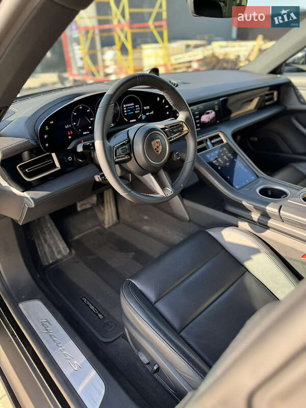 Седан Porsche Taycan 2022 в Тернополі фото 15 Седан Porsche Taycan 2022 в Тернополі
