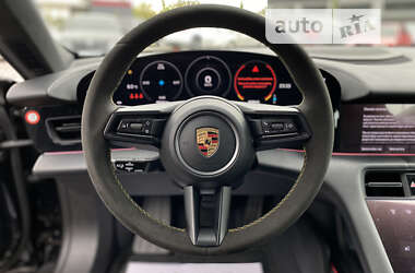 Седан Porsche Taycan 2021 в Львове
