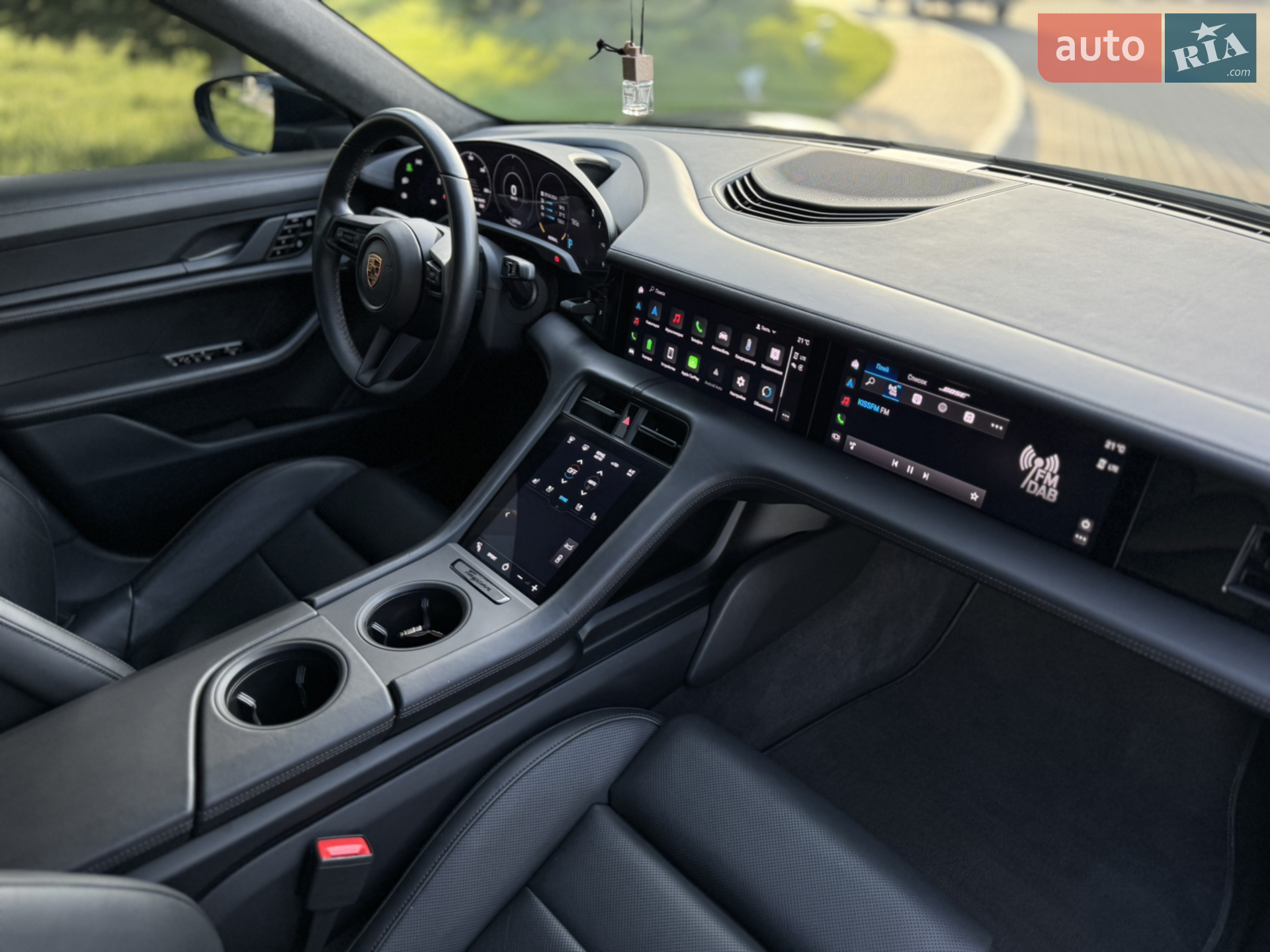 2020 Porsche Taycan - мініатюра 14