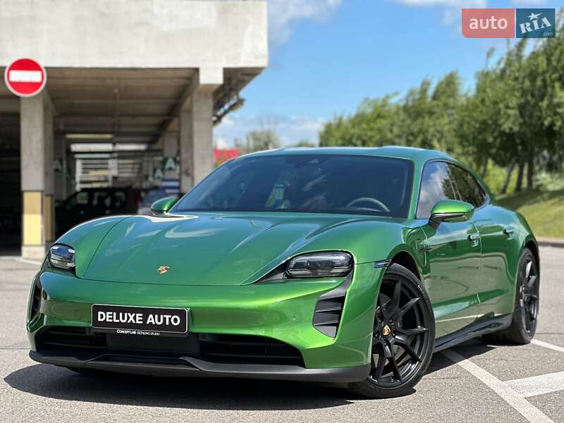 Седан Porsche Taycan 2022 в Києві