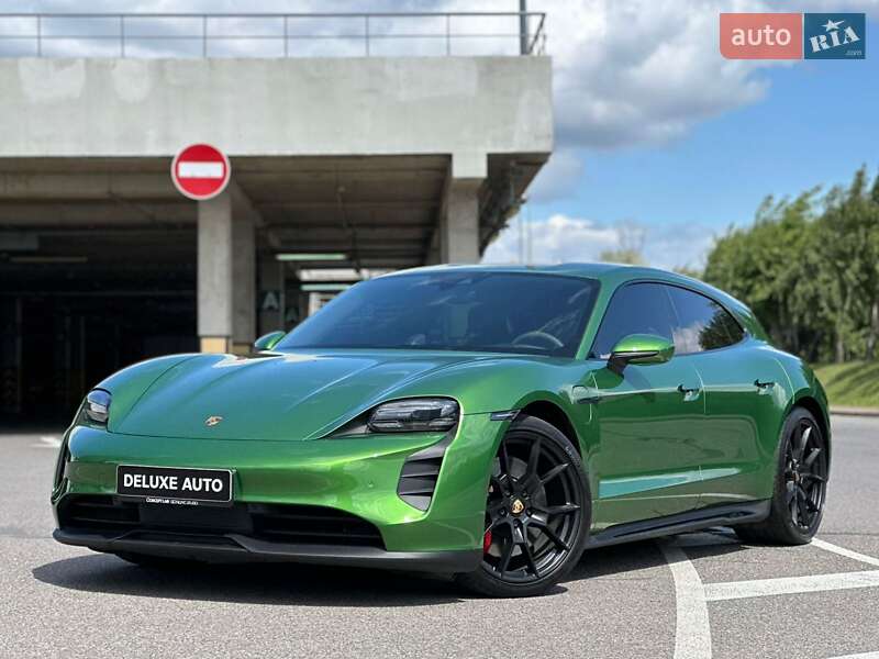 Седан Porsche Taycan 2022 в Києві