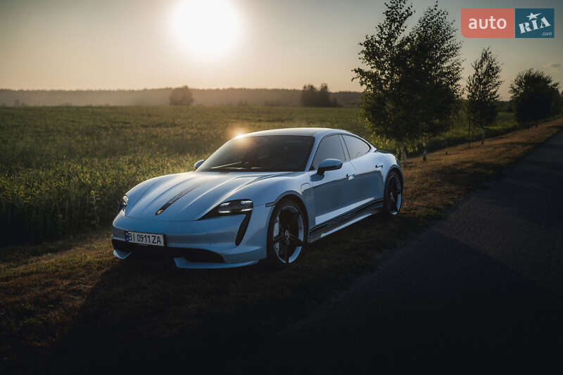 Седан Porsche Taycan 2020 в Полтаве