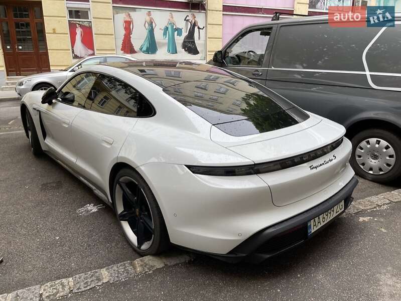 Седан Porsche Taycan 2020 в Киеве фото 5 Седан Porsche Taycan 2020 в Киеве