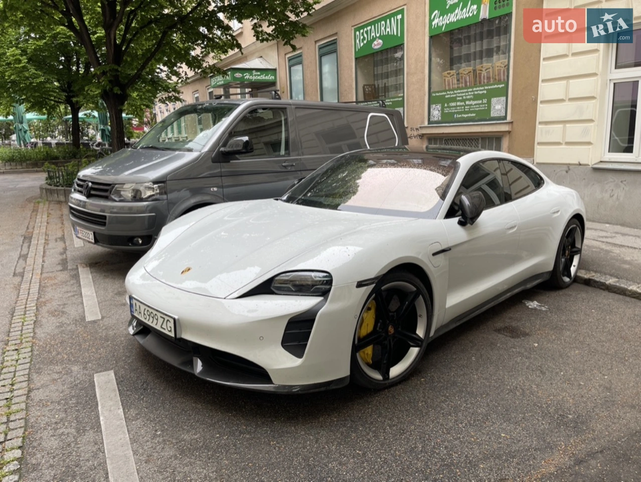 2020 Porsche Taycan - мініатюра 21
