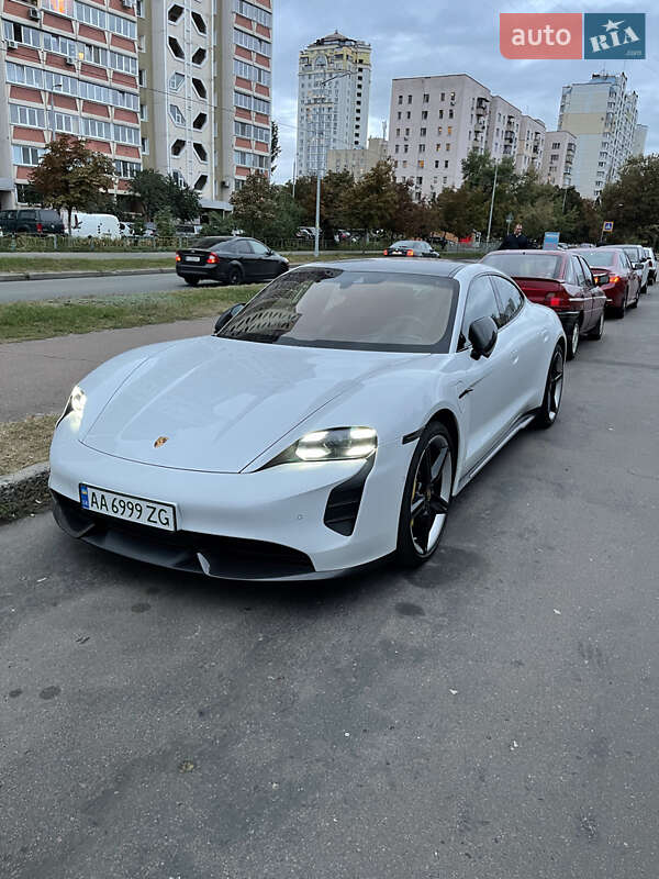Седан Porsche Taycan 2020 в Киеве фото 9 Седан Porsche Taycan 2020 в Киеве