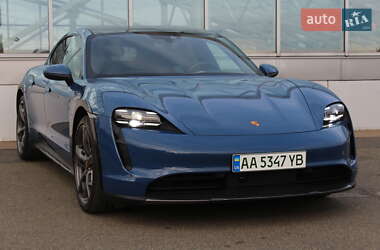 Седан Porsche Taycan 2023 в Києві